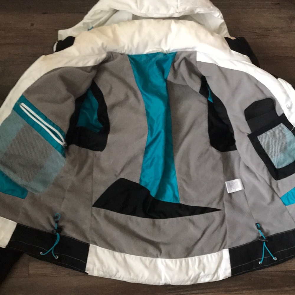 SOLDāļøCalvin Kline ski jacket - Picture 11 of 16